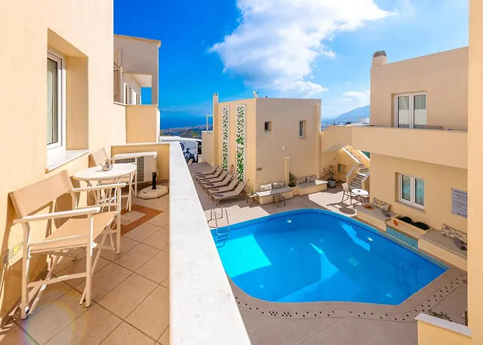 Reverie Santorini 4*