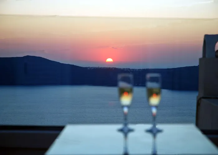 Reverie Santorini Lejlighedshotel Firostefani