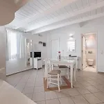 レヴリー サントリーニ