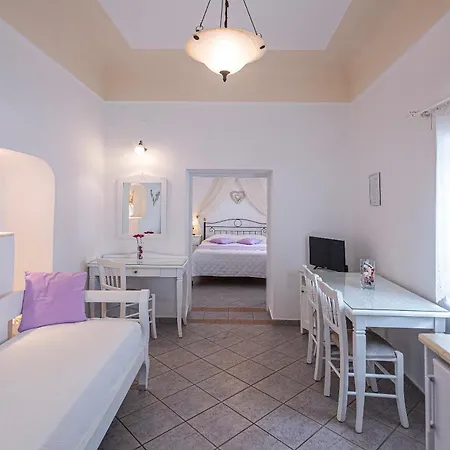 Reverie Santorini Aparthotel