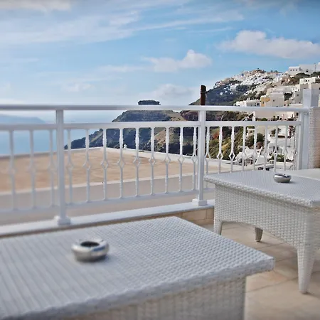 Ξενοδοχείο με διαμερίσματα Reverie Santorini Φηροστεφάνι