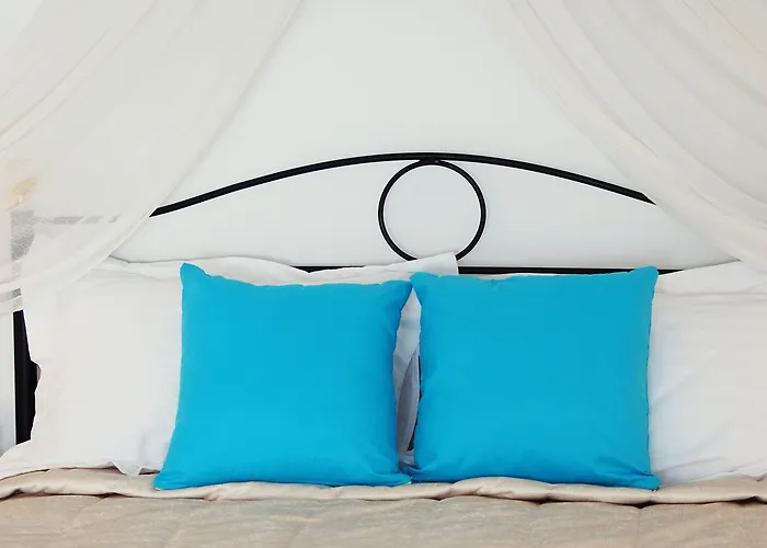 Reverie Santorini 4* Фиростефани