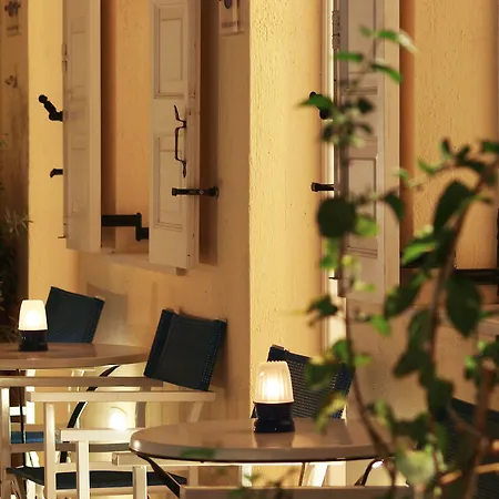 Reverie Santorini 4*