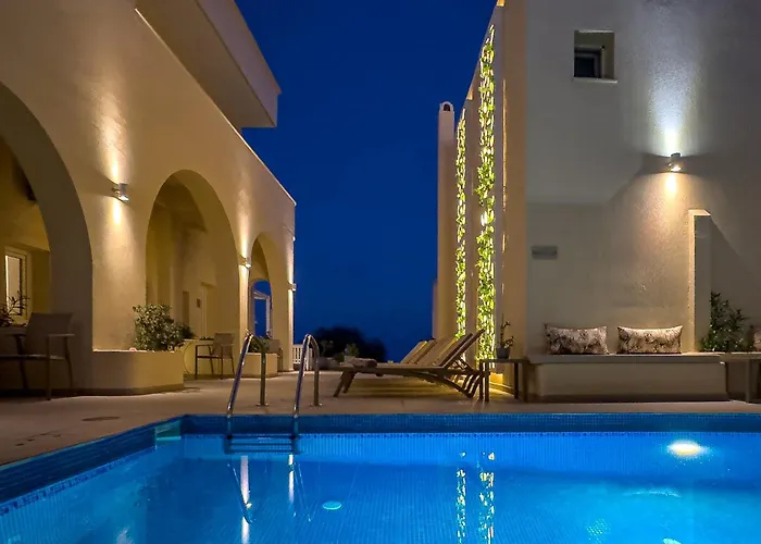 Reverie Santorini Apartmanhotel 4*