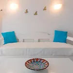 شقة فندقية ريفيريا سانتوريني
