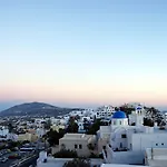 ريفيريا سانتوريني 4*